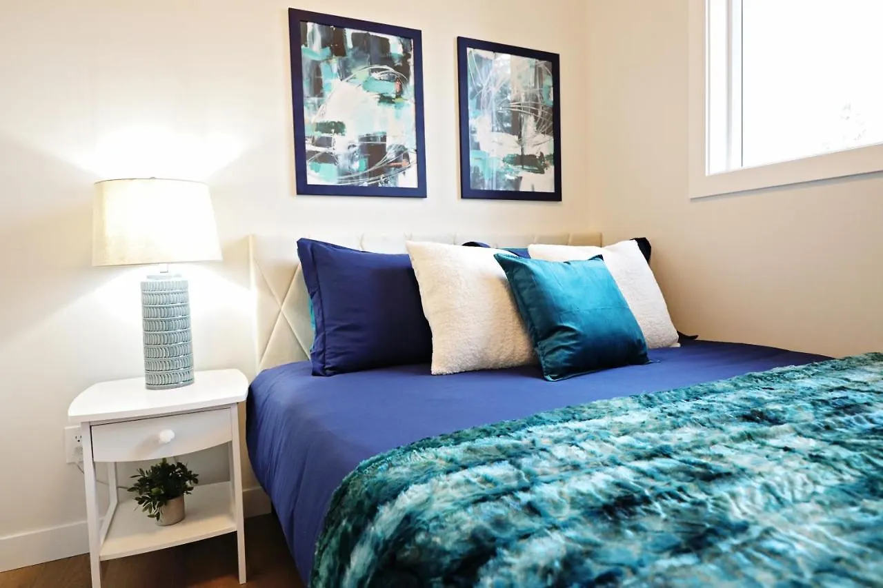 بيت للعطل Downtown 3 Queen Beds, Ac, Double Garage, Disney إيدمونتون