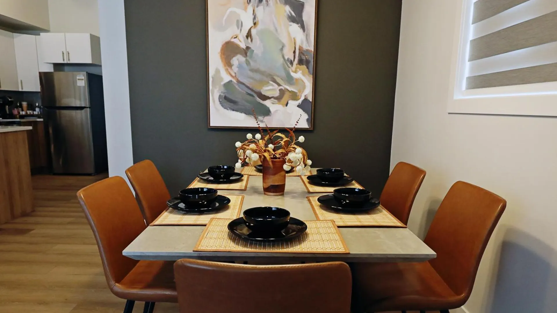 Downtown 3 Queen Beds, Ac, Double Garage, Disney إيدمونتون